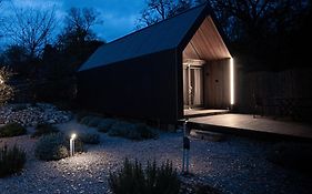 Moon - Tiny House From Callin Wines